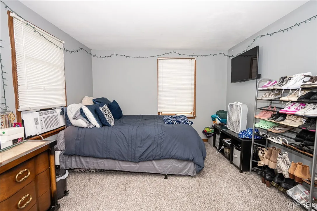5508 Sterling Road, Hamburg, New York 14075, Hamburg, New York 14075, 4 Bedrooms Bedrooms, 10 Rooms Rooms,2 BathroomsBathrooms,Residential,For Sale,5508 Sterling Road, Hamburg, New York 14075,B1626042
