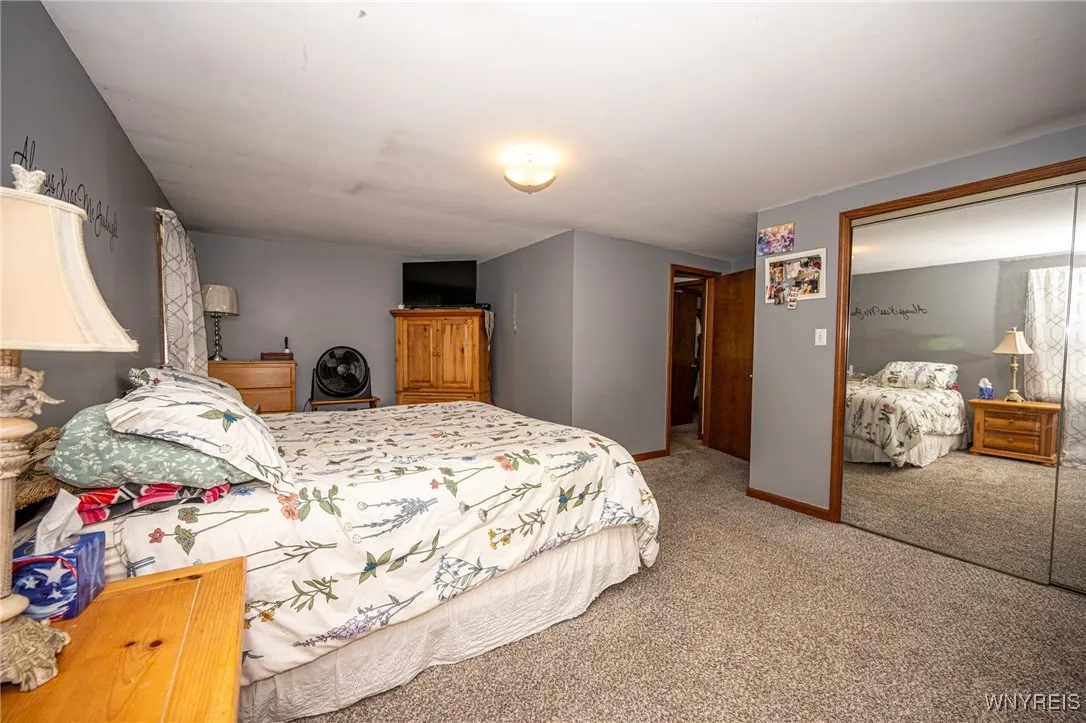 5508 Sterling Road, Hamburg, New York 14075, Hamburg, New York 14075, 4 Bedrooms Bedrooms, 10 Rooms Rooms,2 BathroomsBathrooms,Residential,For Sale,5508 Sterling Road, Hamburg, New York 14075,B1626042