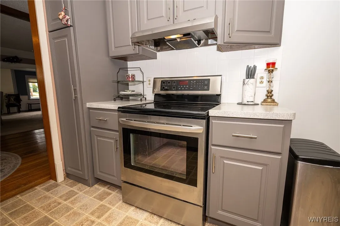 5508 Sterling Road, Hamburg, New York 14075, Hamburg, New York 14075, 4 Bedrooms Bedrooms, 10 Rooms Rooms,2 BathroomsBathrooms,Residential,For Sale,5508 Sterling Road, Hamburg, New York 14075,B1626042