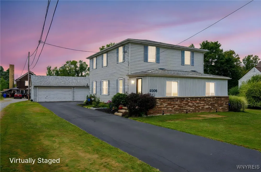 5508 Sterling Road, Hamburg, New York 14075, Hamburg, New York 14075, 4 Bedrooms Bedrooms, 10 Rooms Rooms,2 BathroomsBathrooms,Residential,For Sale,5508 Sterling Road, Hamburg, New York 14075,B1626042