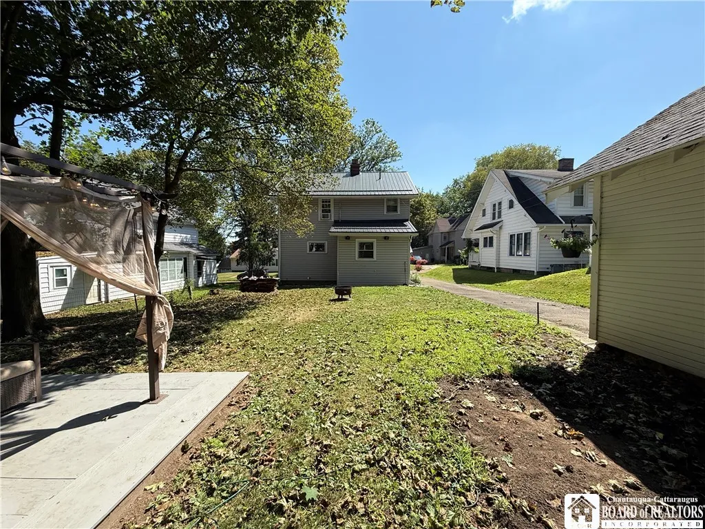 114 Catlin Avenue, Jamestown, New York 14701, Jamestown, New York 14701, 3 Bedrooms Bedrooms, 6 Rooms Rooms,2 BathroomsBathrooms,Residential,Closed,114 Catlin Avenue, Jamestown, New York 14701,0,R1625858