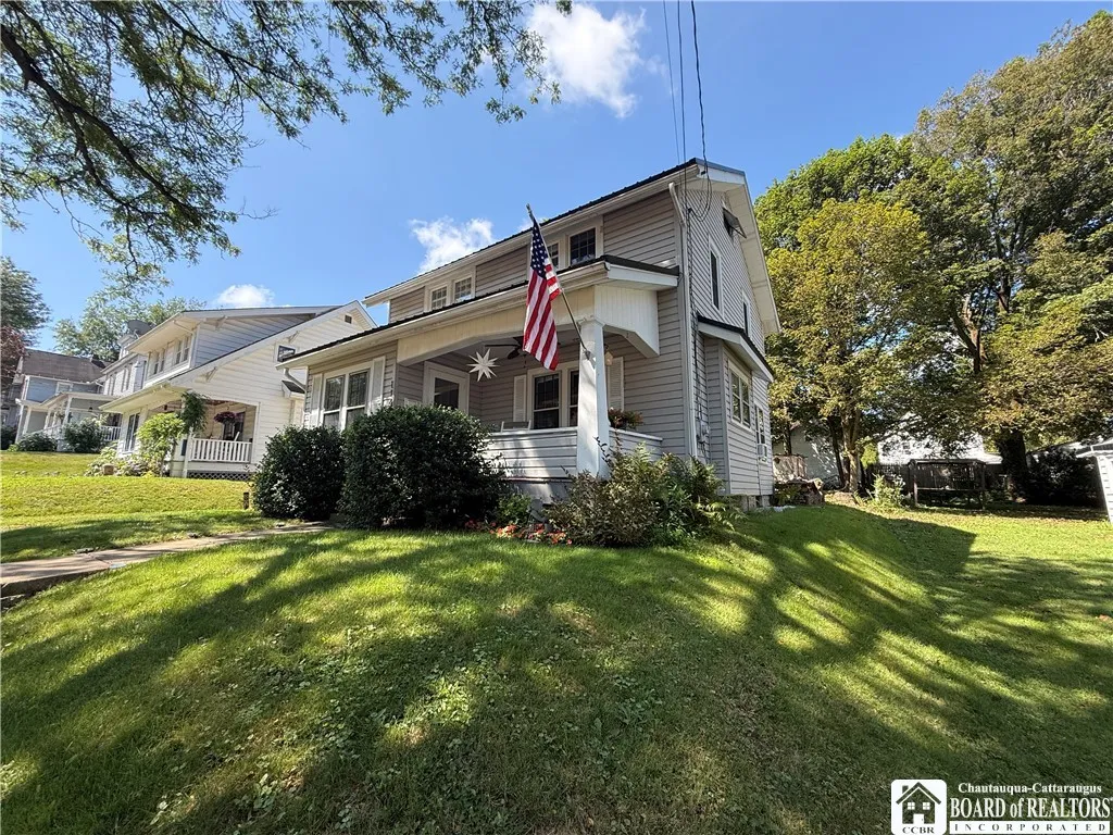 114 Catlin Avenue, Jamestown, New York 14701, Jamestown, New York 14701, 3 Bedrooms Bedrooms, 6 Rooms Rooms,2 BathroomsBathrooms,Residential,Closed,114 Catlin Avenue, Jamestown, New York 14701,0,R1625858