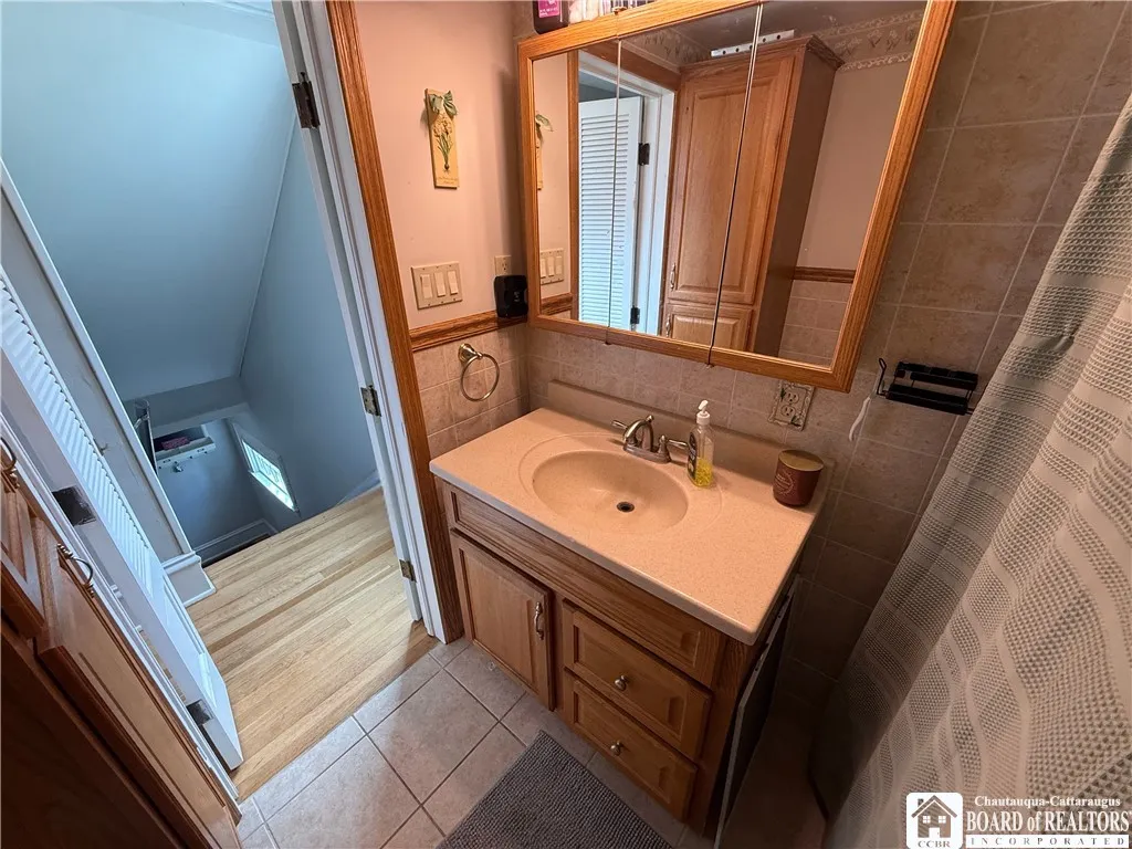 114 Catlin Avenue, Jamestown, New York 14701, Jamestown, New York 14701, 3 Bedrooms Bedrooms, 6 Rooms Rooms,2 BathroomsBathrooms,Residential,Closed,114 Catlin Avenue, Jamestown, New York 14701,0,R1625858