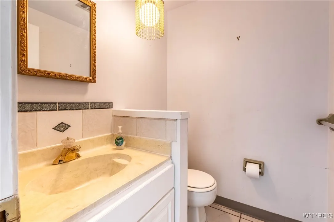 481 Sagewood Terrace, Amherst, New York 14221, Amherst, New York 14221, 4 Bedrooms Bedrooms, 9 Rooms Rooms,1 BathroomBathrooms,Residential Lease,For Rent,481 Sagewood Terrace, Amherst, New York 14221,B1626268