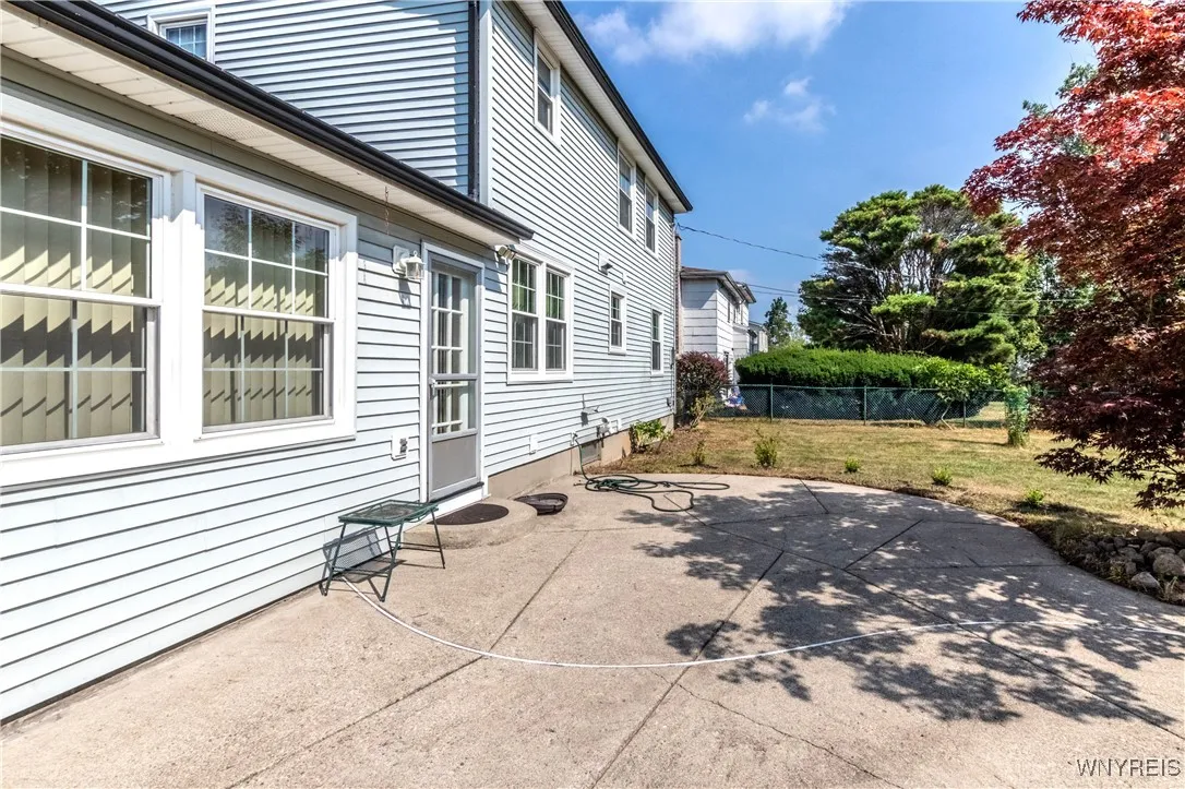 481 Sagewood Terrace, Amherst, New York 14221, Amherst, New York 14221, 4 Bedrooms Bedrooms, 9 Rooms Rooms,1 BathroomBathrooms,Residential Lease,For Rent,481 Sagewood Terrace, Amherst, New York 14221,B1626268