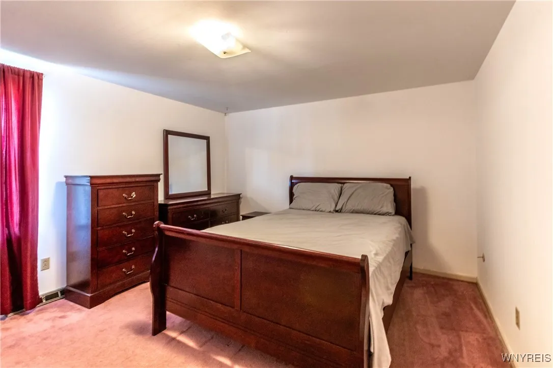 481 Sagewood Terrace, Amherst, New York 14221, Amherst, New York 14221, 4 Bedrooms Bedrooms, 9 Rooms Rooms,1 BathroomBathrooms,Residential Lease,For Rent,481 Sagewood Terrace, Amherst, New York 14221,B1626268
