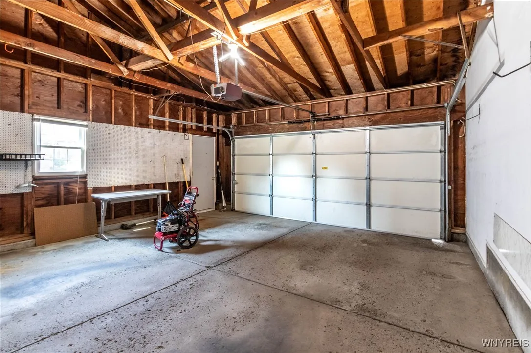 481 Sagewood Terrace, Amherst, New York 14221, Amherst, New York 14221, 4 Bedrooms Bedrooms, 9 Rooms Rooms,1 BathroomBathrooms,Residential Lease,For Rent,481 Sagewood Terrace, Amherst, New York 14221,B1626268