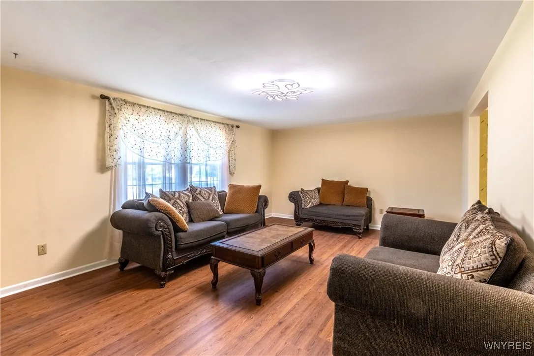 481 Sagewood Terrace, Amherst, New York 14221, Amherst, New York 14221, 4 Bedrooms Bedrooms, 9 Rooms Rooms,1 BathroomBathrooms,Residential Lease,For Rent,481 Sagewood Terrace, Amherst, New York 14221,B1626268