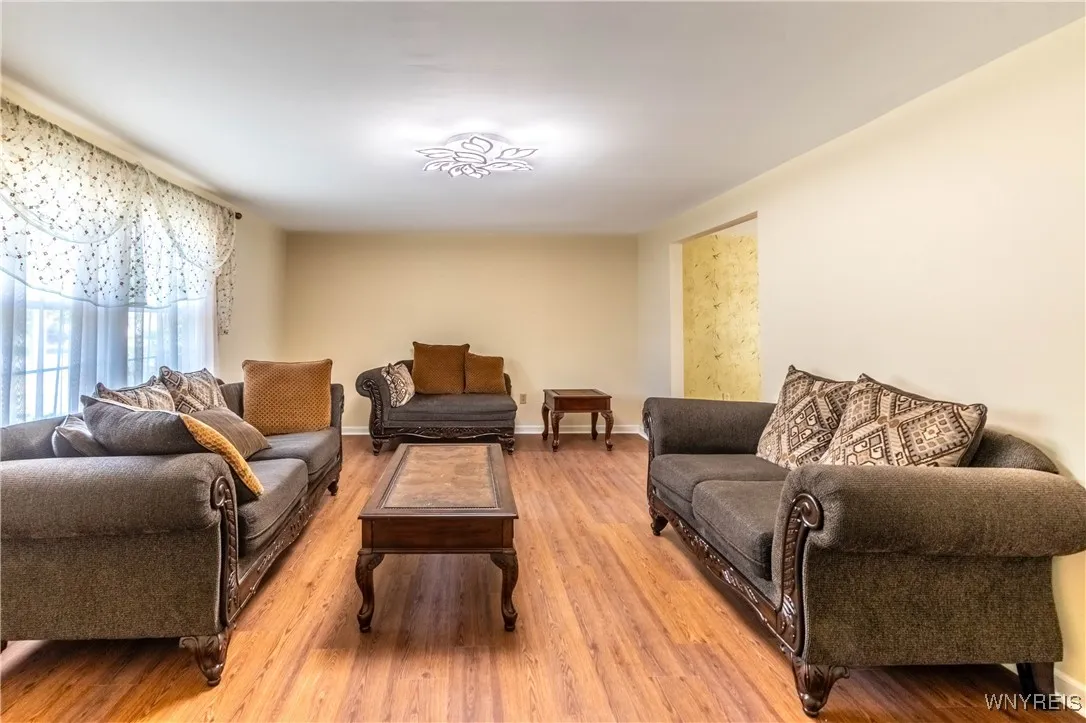 481 Sagewood Terrace, Amherst, New York 14221, Amherst, New York 14221, 4 Bedrooms Bedrooms, 9 Rooms Rooms,1 BathroomBathrooms,Residential Lease,For Rent,481 Sagewood Terrace, Amherst, New York 14221,B1626268