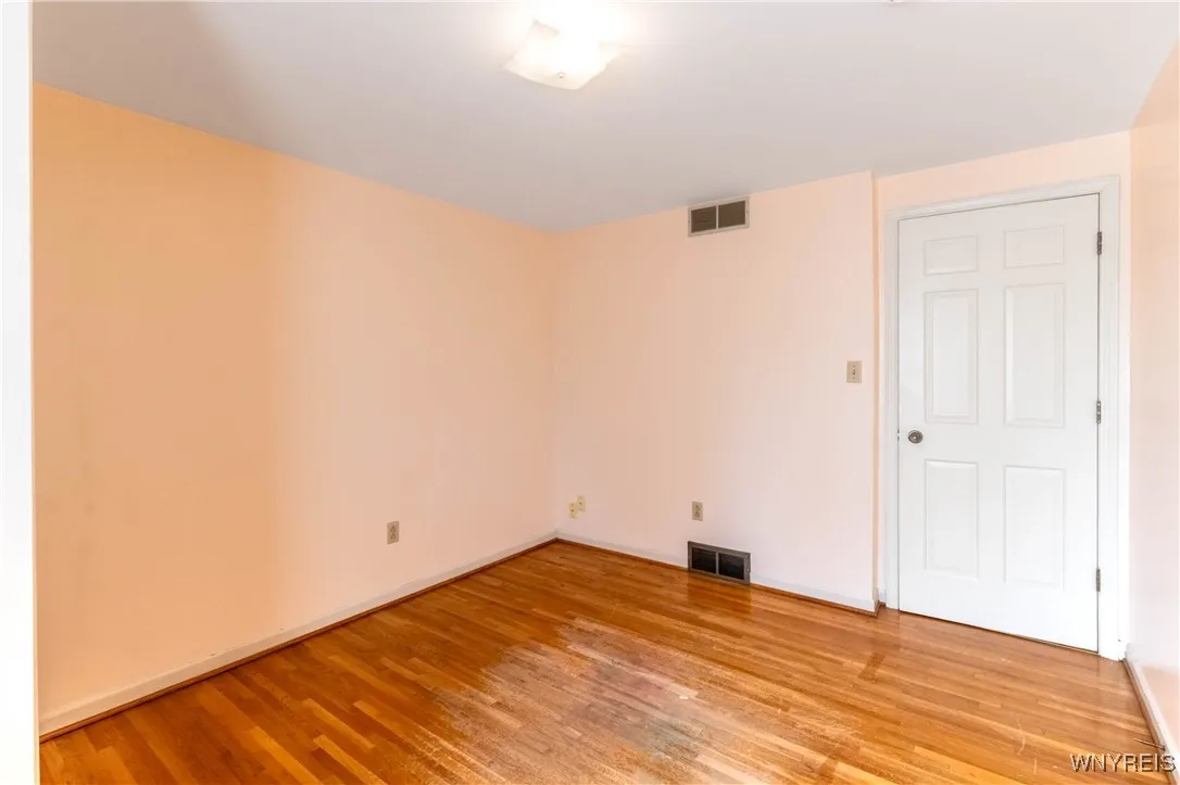 481 Sagewood Terrace, Amherst, New York 14221, Amherst, New York 14221, 4 Bedrooms Bedrooms, 9 Rooms Rooms,1 BathroomBathrooms,Residential Lease,For Rent,481 Sagewood Terrace, Amherst, New York 14221,B1626268