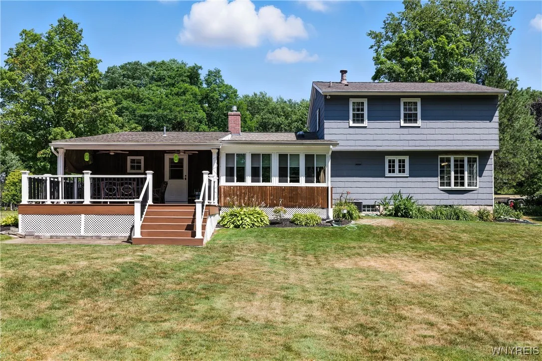 4640 Day Road, Lockport Town, New York 14094, Lockport Town, New York 14094, 3 Bedrooms Bedrooms, 6 Rooms Rooms,2 BathroomsBathrooms,Residential,Closed,4640 Day Road, Lockport Town, New York 14094,0,B1626334