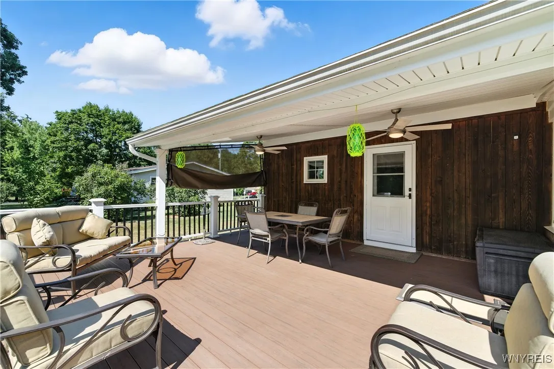 4640 Day Road, Lockport Town, New York 14094, Lockport Town, New York 14094, 3 Bedrooms Bedrooms, 6 Rooms Rooms,2 BathroomsBathrooms,Residential,Closed,4640 Day Road, Lockport Town, New York 14094,0,B1626334