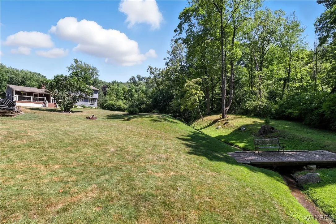 4640 Day Road, Lockport Town, New York 14094, Lockport Town, New York 14094, 3 Bedrooms Bedrooms, 6 Rooms Rooms,2 BathroomsBathrooms,Residential,Closed,4640 Day Road, Lockport Town, New York 14094,0,B1626334