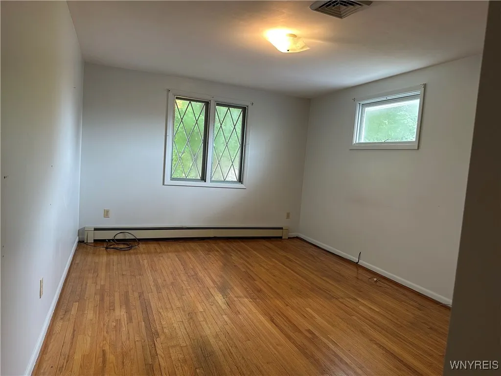 150 Jeffrey Drive, Amherst, New York 14228, Amherst, New York 14228, 4 Bedrooms Bedrooms, 7 Rooms Rooms,1 BathroomBathrooms,Residential,For Sale,150 Jeffrey Drive, Amherst, New York 14228,B1626003