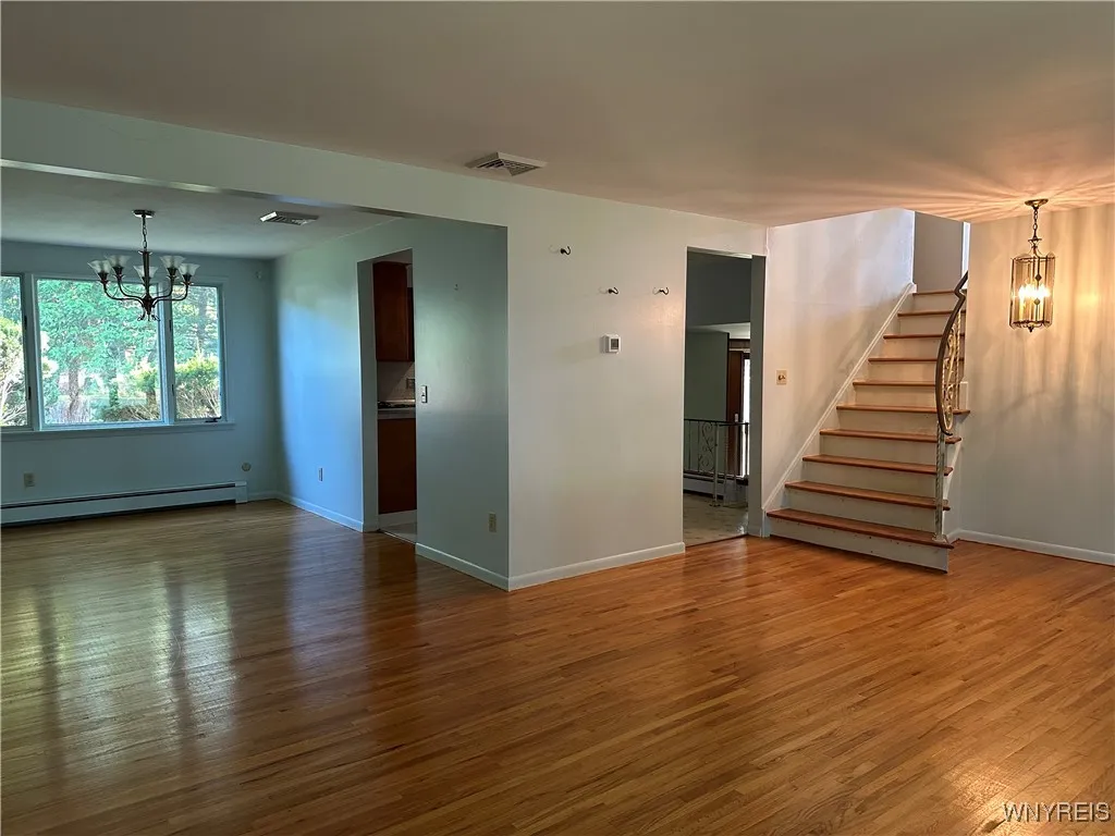 150 Jeffrey Drive, Amherst, New York 14228, Amherst, New York 14228, 4 Bedrooms Bedrooms, 7 Rooms Rooms,1 BathroomBathrooms,Residential,For Sale,150 Jeffrey Drive, Amherst, New York 14228,B1626003