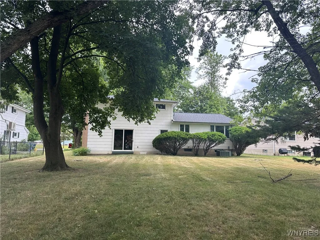 150 Jeffrey Drive, Amherst, New York 14228, Amherst, New York 14228, 4 Bedrooms Bedrooms, 7 Rooms Rooms,1 BathroomBathrooms,Residential,For Sale,150 Jeffrey Drive, Amherst, New York 14228,B1626003