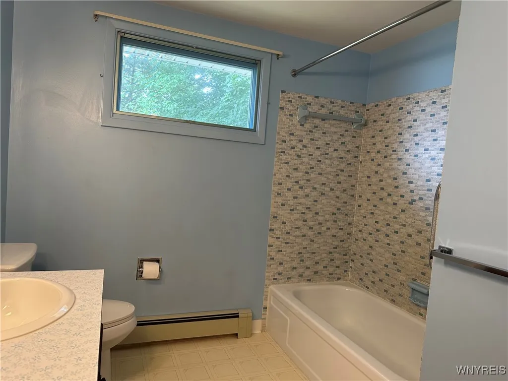 150 Jeffrey Drive, Amherst, New York 14228, Amherst, New York 14228, 4 Bedrooms Bedrooms, 7 Rooms Rooms,1 BathroomBathrooms,Residential,For Sale,150 Jeffrey Drive, Amherst, New York 14228,B1626003