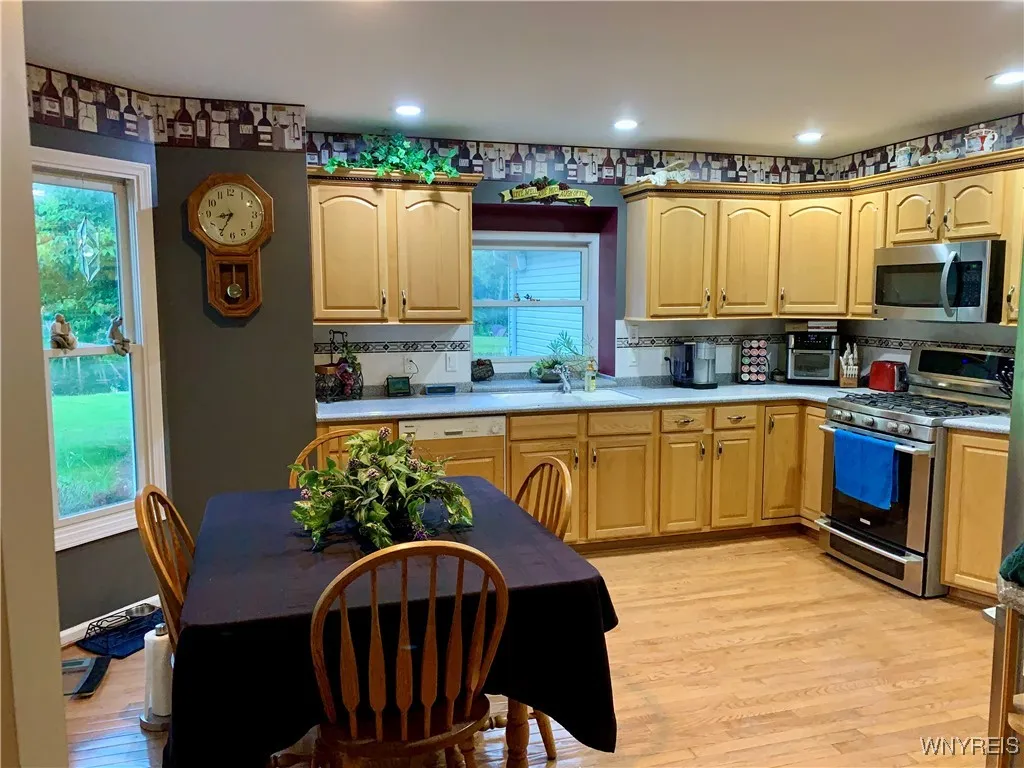 4313 South Newstead Road, Newstead, New York 14001, Newstead, New York 14001, 3 Bedrooms Bedrooms, 7 Rooms Rooms,2 BathroomsBathrooms,Residential,Closed,4313 South Newstead Road, Newstead, New York 14001,0,B1625931