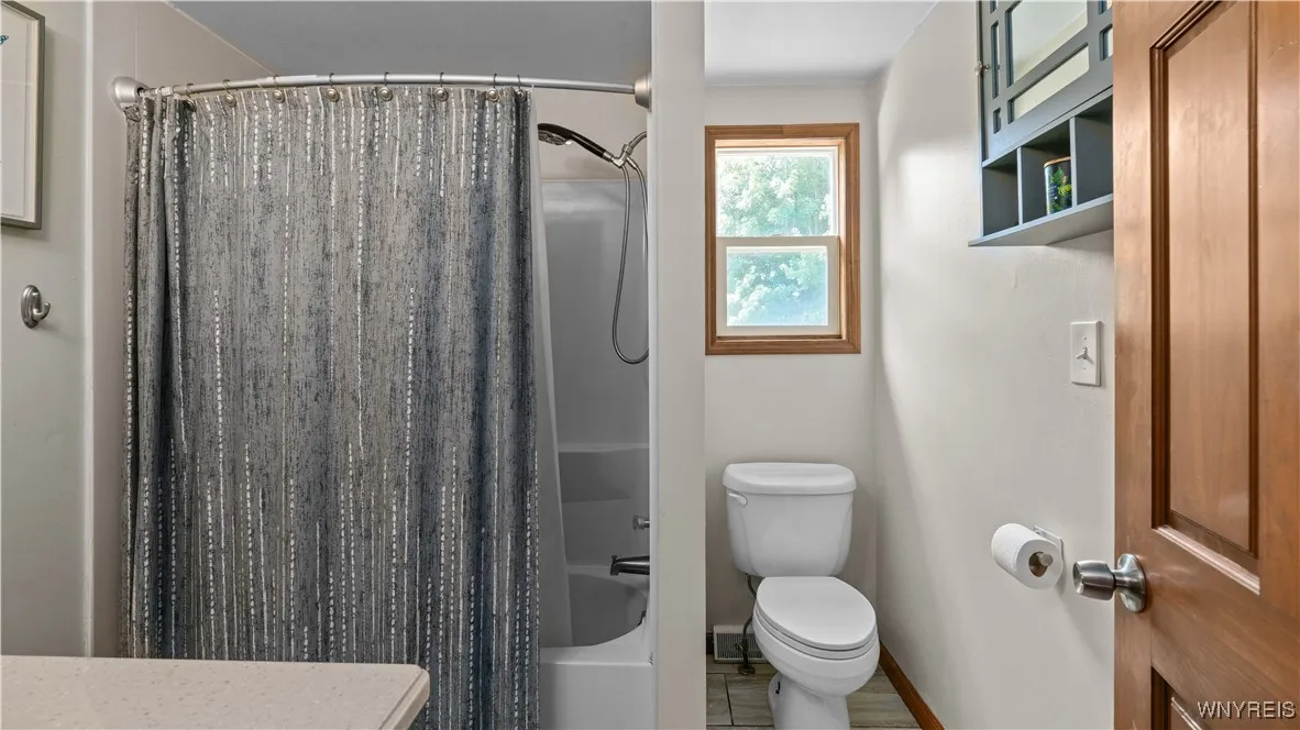 100 Sunset Court, Amherst, New York 14228, Amherst, New York 14228, 3 Bedrooms Bedrooms, 9 Rooms Rooms,1 BathroomBathrooms,Residential,Closed,100 Sunset Court, Amherst, New York 14228,0,B1625593