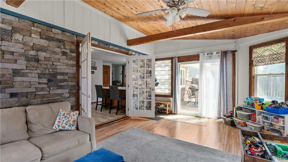 100 Sunset Court, Amherst, New York 14228, Amherst, New York 14228, 3 Bedrooms Bedrooms, 9 Rooms Rooms,1 BathroomBathrooms,Residential,Closed,100 Sunset Court, Amherst, New York 14228,0,B1625593