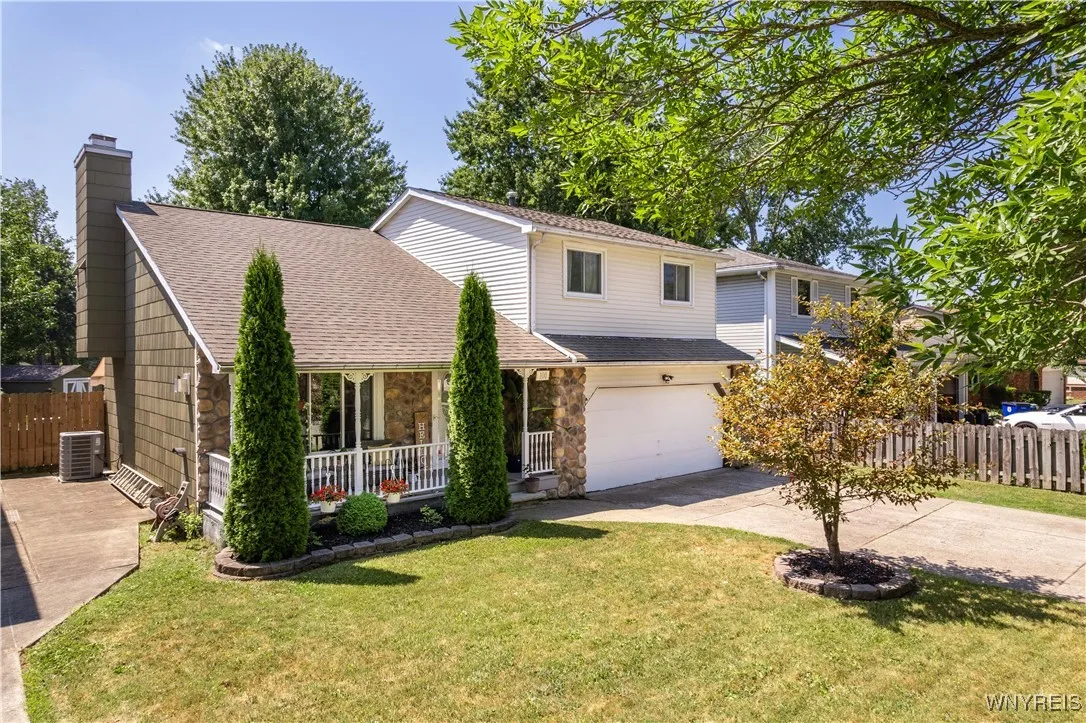 100 Sunset Court, Amherst, New York 14228, Amherst, New York 14228, 3 Bedrooms Bedrooms, 9 Rooms Rooms,1 BathroomBathrooms,Residential,Closed,100 Sunset Court, Amherst, New York 14228,0,B1625593