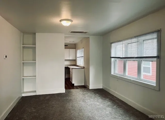 97 Baynes Street Upper, Buffalo, New York 14213, Buffalo, New York 14213, 1 Bedroom Bedrooms, 3 Rooms Rooms,1 BathroomBathrooms,Residential Lease,For Rent,97 Baynes Street Upper, Buffalo, New York 14213,B1626208