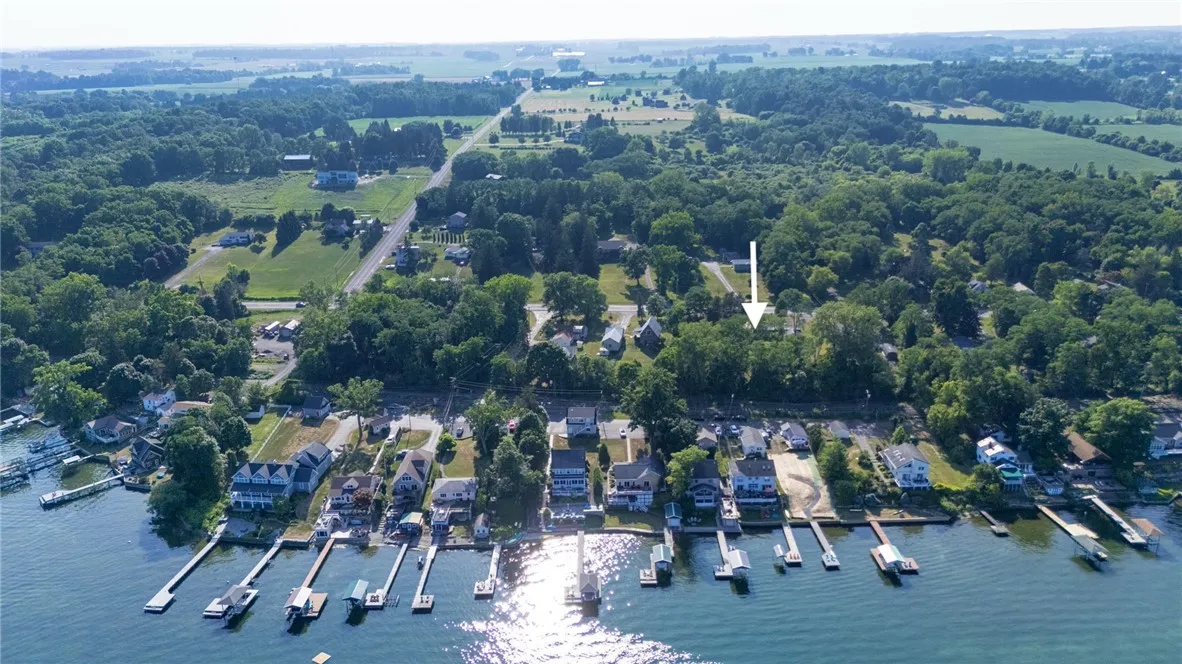 4666 State Route 14, Geneva Town, New York 14456, Geneva Town, New York 14456, 4 Bedrooms Bedrooms, 8 Rooms Rooms,3 BathroomsBathrooms,Residential,Closed,4666 State Route 14, Geneva Town, New York 14456,0,R1626032