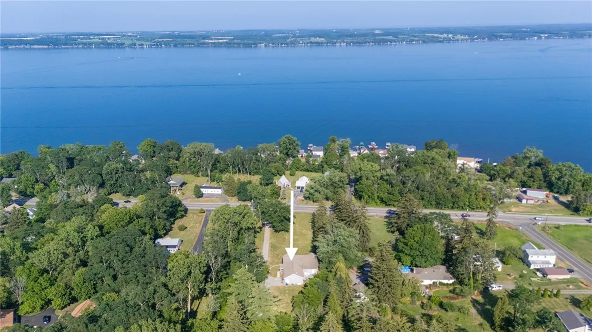 4666 State Route 14, Geneva Town, New York 14456, Geneva Town, New York 14456, 4 Bedrooms Bedrooms, 8 Rooms Rooms,3 BathroomsBathrooms,Residential,Closed,4666 State Route 14, Geneva Town, New York 14456,0,R1626032