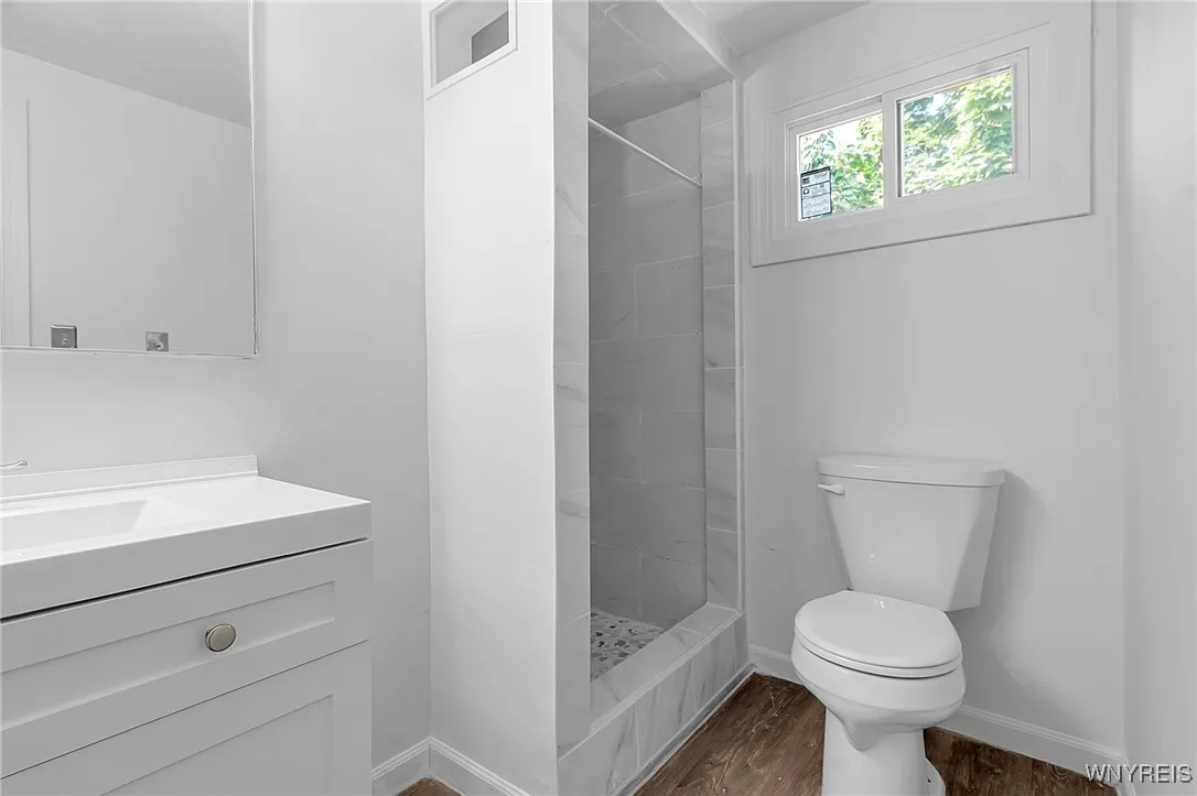 32 Honorine Drive, Cheektowaga, New York 14043, Cheektowaga, New York 14043, 4 Bedrooms Bedrooms, 8 Rooms Rooms,2 BathroomsBathrooms,Residential,Closed,32 Honorine Drive, Cheektowaga, New York 14043,0,B1626472