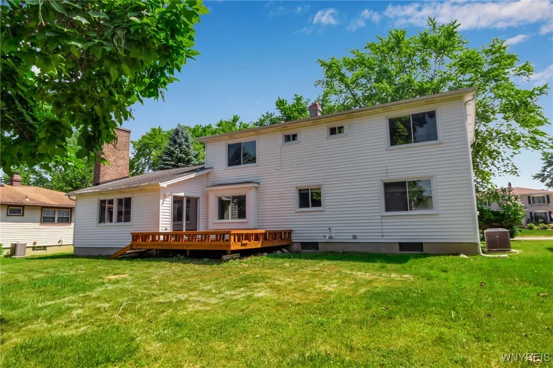 32 Honorine Drive, Cheektowaga, New York 14043, Cheektowaga, New York 14043, 4 Bedrooms Bedrooms, 8 Rooms Rooms,2 BathroomsBathrooms,Residential,Closed,32 Honorine Drive, Cheektowaga, New York 14043,0,B1626472