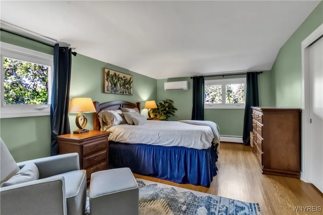 21 Tee Court, Amherst, New York 14221, Amherst, New York 14221, 4 Bedrooms Bedrooms, 9 Rooms Rooms,2 BathroomsBathrooms,Residential,For Sale,21 Tee Court, Amherst, New York 14221,B1626362