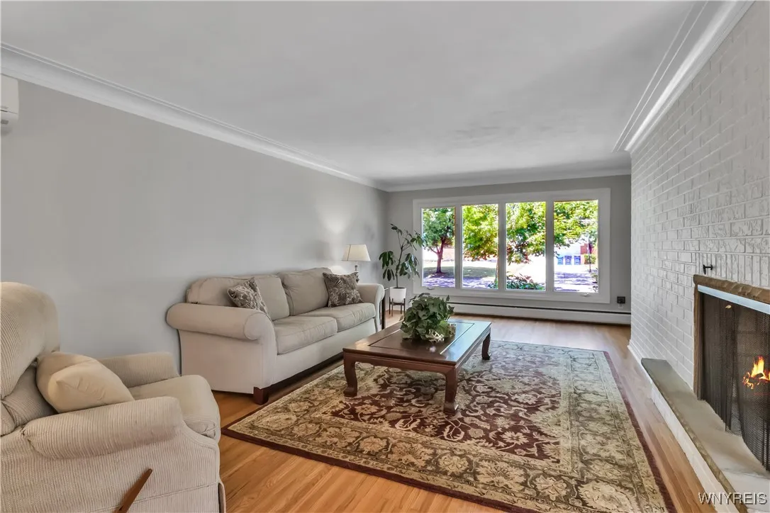 21 Tee Court, Amherst, New York 14221, Amherst, New York 14221, 4 Bedrooms Bedrooms, 9 Rooms Rooms,2 BathroomsBathrooms,Residential,For Sale,21 Tee Court, Amherst, New York 14221,B1626362