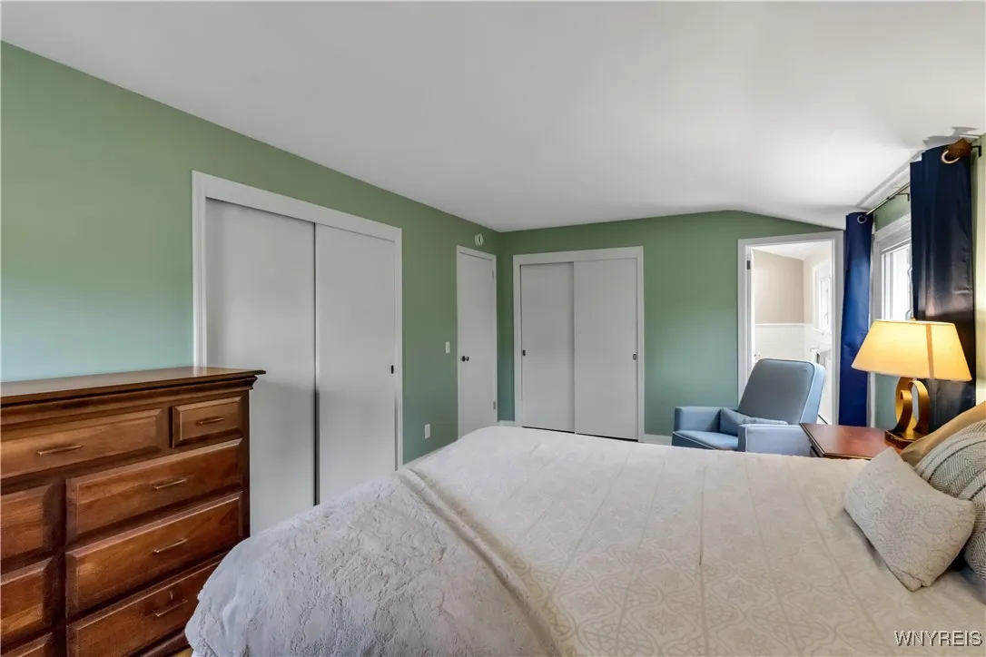 21 Tee Court, Amherst, New York 14221, Amherst, New York 14221, 4 Bedrooms Bedrooms, 9 Rooms Rooms,2 BathroomsBathrooms,Residential,For Sale,21 Tee Court, Amherst, New York 14221,B1626362
