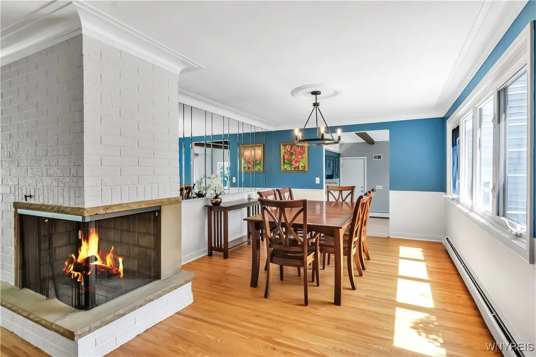 21 Tee Court, Amherst, New York 14221, Amherst, New York 14221, 4 Bedrooms Bedrooms, 9 Rooms Rooms,2 BathroomsBathrooms,Residential,For Sale,21 Tee Court, Amherst, New York 14221,B1626362