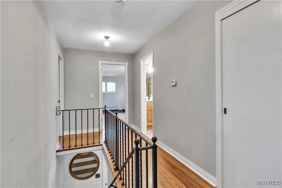 21 Tee Court, Amherst, New York 14221, Amherst, New York 14221, 4 Bedrooms Bedrooms, 9 Rooms Rooms,2 BathroomsBathrooms,Residential,For Sale,21 Tee Court, Amherst, New York 14221,B1626362