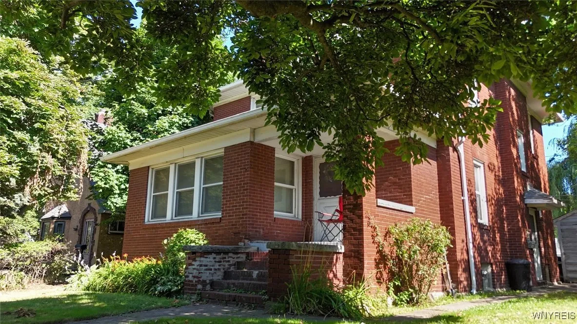 5810 Buffalo Avenue, Niagara Falls, New York 14304, Niagara Falls, New York 14304, 4 Bedrooms Bedrooms, 9 Rooms Rooms,2 BathroomsBathrooms,Residential,For Sale,5810 Buffalo Avenue, Niagara Falls, New York 14304,0,B1626119