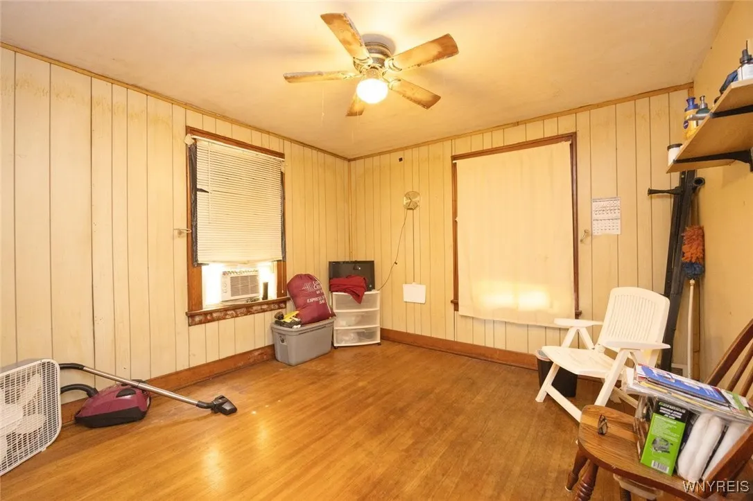 5810 Buffalo Avenue, Niagara Falls, New York 14304, Niagara Falls, New York 14304, 4 Bedrooms Bedrooms, 9 Rooms Rooms,2 BathroomsBathrooms,Residential,For Sale,5810 Buffalo Avenue, Niagara Falls, New York 14304,0,B1626119