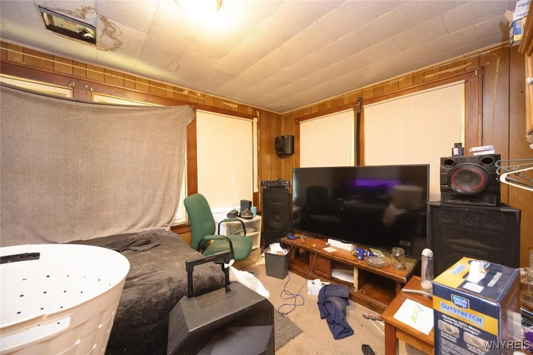 5810 Buffalo Avenue, Niagara Falls, New York 14304, Niagara Falls, New York 14304, 4 Bedrooms Bedrooms, 9 Rooms Rooms,2 BathroomsBathrooms,Residential,For Sale,5810 Buffalo Avenue, Niagara Falls, New York 14304,0,B1626119