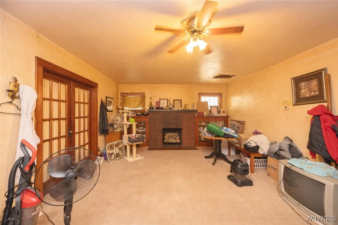 5810 Buffalo Avenue, Niagara Falls, New York 14304, Niagara Falls, New York 14304, 4 Bedrooms Bedrooms, 9 Rooms Rooms,2 BathroomsBathrooms,Residential,For Sale,5810 Buffalo Avenue, Niagara Falls, New York 14304,0,B1626119