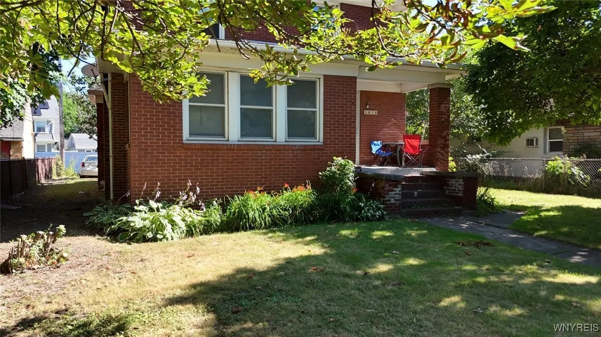 5810 Buffalo Avenue, Niagara Falls, New York 14304, Niagara Falls, New York 14304, 4 Bedrooms Bedrooms, 9 Rooms Rooms,2 BathroomsBathrooms,Residential,For Sale,5810 Buffalo Avenue, Niagara Falls, New York 14304,0,B1626119