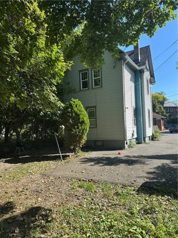 933 Jefferson Avenue, Rochester, New York 14611, Rochester, New York 14611, 3 Bedrooms Bedrooms, 6 Rooms Rooms,1 BathroomBathrooms,Residential,For Sale,933 Jefferson Avenue, Rochester, New York 14611,0,R1625585