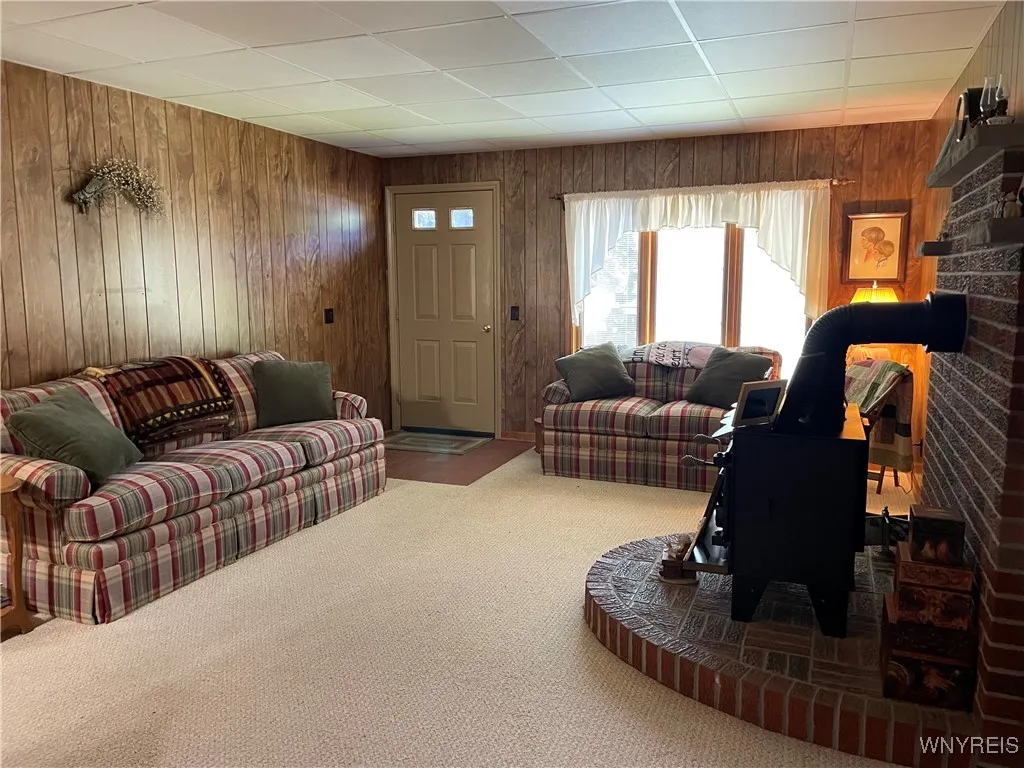 4351 Two Rod Road, Wales, New York 14052, Wales, New York 14052, 3 Bedrooms Bedrooms, 8 Rooms Rooms,1 BathroomBathrooms,Residential,Closed,4351 Two Rod Road, Wales, New York 14052,0,B1626305