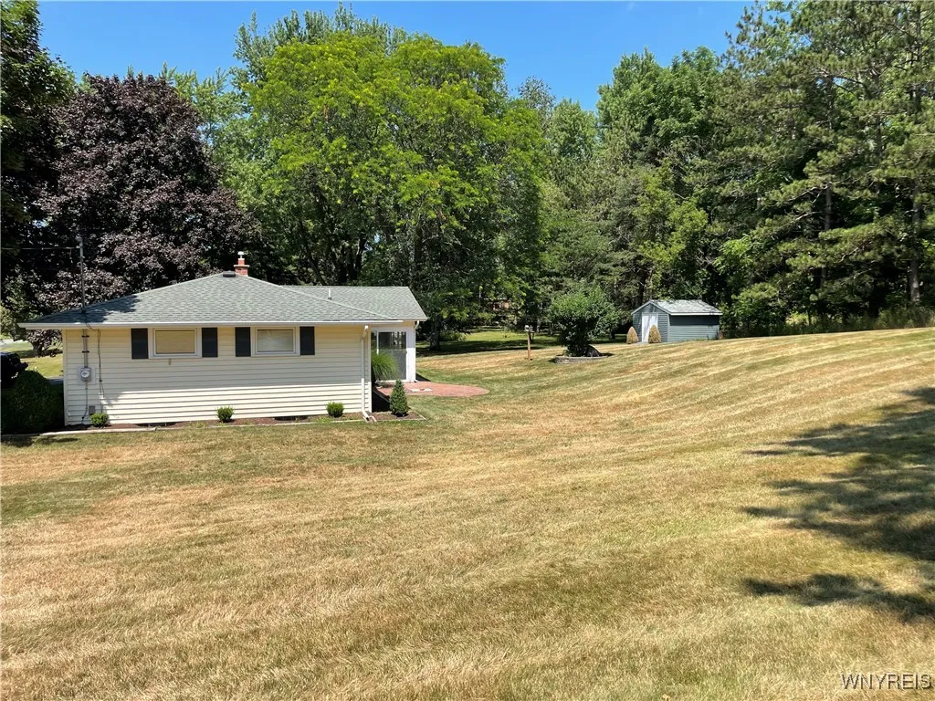 4351 Two Rod Road, Wales, New York 14052, Wales, New York 14052, 3 Bedrooms Bedrooms, 8 Rooms Rooms,1 BathroomBathrooms,Residential,Closed,4351 Two Rod Road, Wales, New York 14052,0,B1626305