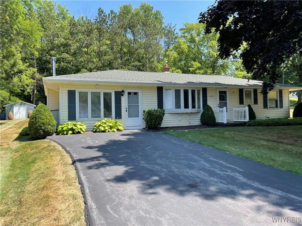 4351 Two Rod Road, Wales, New York 14052, Wales, New York 14052, 3 Bedrooms Bedrooms, 8 Rooms Rooms,1 BathroomBathrooms,Residential,Closed,4351 Two Rod Road, Wales, New York 14052,0,B1626305