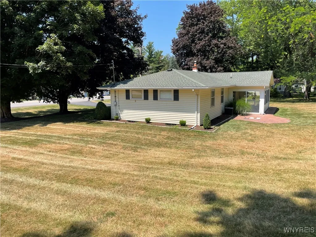 4351 Two Rod Road, Wales, New York 14052, Wales, New York 14052, 3 Bedrooms Bedrooms, 8 Rooms Rooms,1 BathroomBathrooms,Residential,Closed,4351 Two Rod Road, Wales, New York 14052,0,B1626305