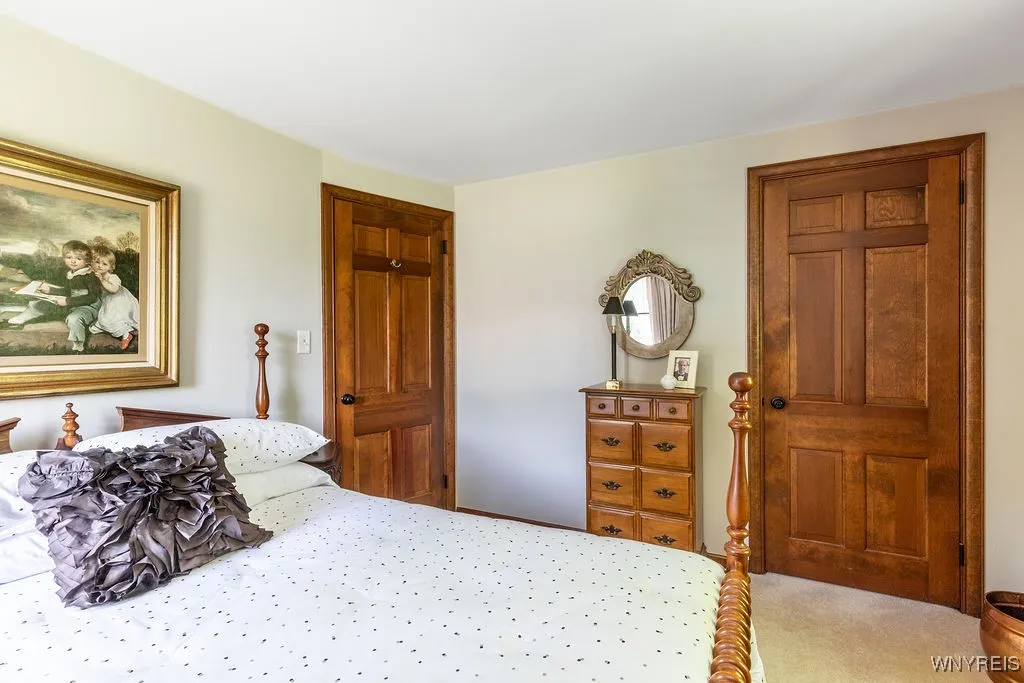 17 Briar Hill Road, Orchard Park, New York 14127, Orchard Park, New York 14127, 4 Bedrooms Bedrooms, 9 Rooms Rooms,3 BathroomsBathrooms,Residential,For Sale,17 Briar Hill Road, Orchard Park, New York 14127,B1624237