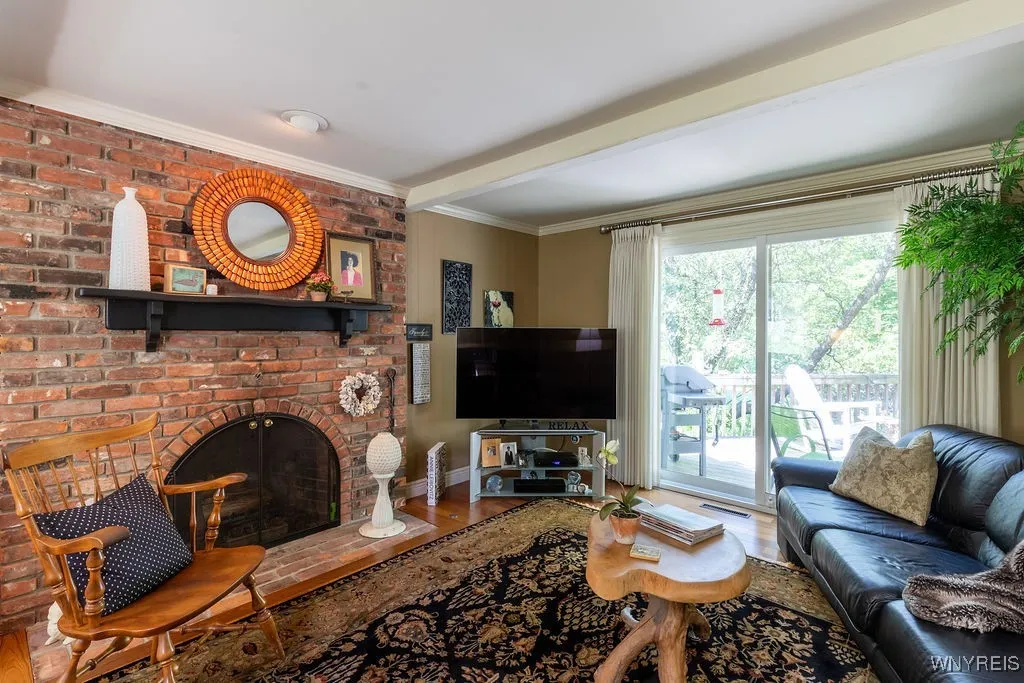 17 Briar Hill Road, Orchard Park, New York 14127, Orchard Park, New York 14127, 4 Bedrooms Bedrooms, 9 Rooms Rooms,3 BathroomsBathrooms,Residential,For Sale,17 Briar Hill Road, Orchard Park, New York 14127,B1624237