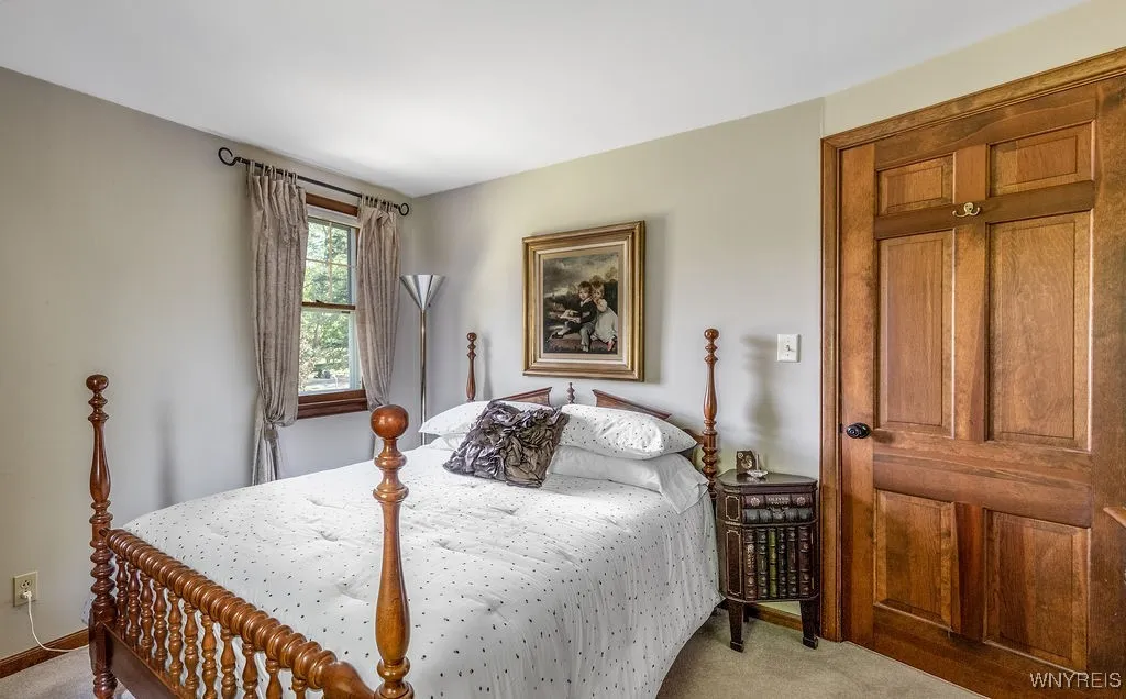 17 Briar Hill Road, Orchard Park, New York 14127, Orchard Park, New York 14127, 4 Bedrooms Bedrooms, 9 Rooms Rooms,3 BathroomsBathrooms,Residential,For Sale,17 Briar Hill Road, Orchard Park, New York 14127,B1624237