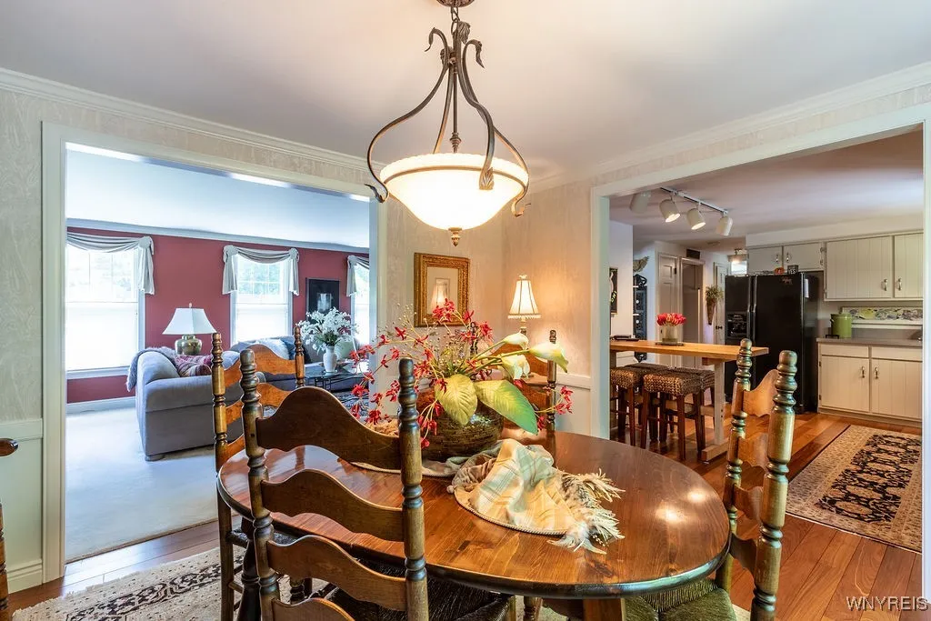 17 Briar Hill Road, Orchard Park, New York 14127, Orchard Park, New York 14127, 4 Bedrooms Bedrooms, 9 Rooms Rooms,3 BathroomsBathrooms,Residential,For Sale,17 Briar Hill Road, Orchard Park, New York 14127,B1624237