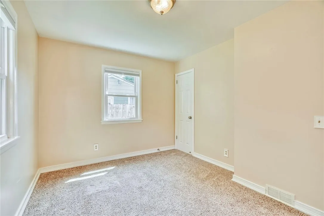 20 Tarrytown Drive, Chili, New York 14624, Chili, New York 14624, 3 Bedrooms Bedrooms, 5 Rooms Rooms,1 BathroomBathrooms,Residential,Closed,20 Tarrytown Drive, Chili, New York 14624,0,R1625960